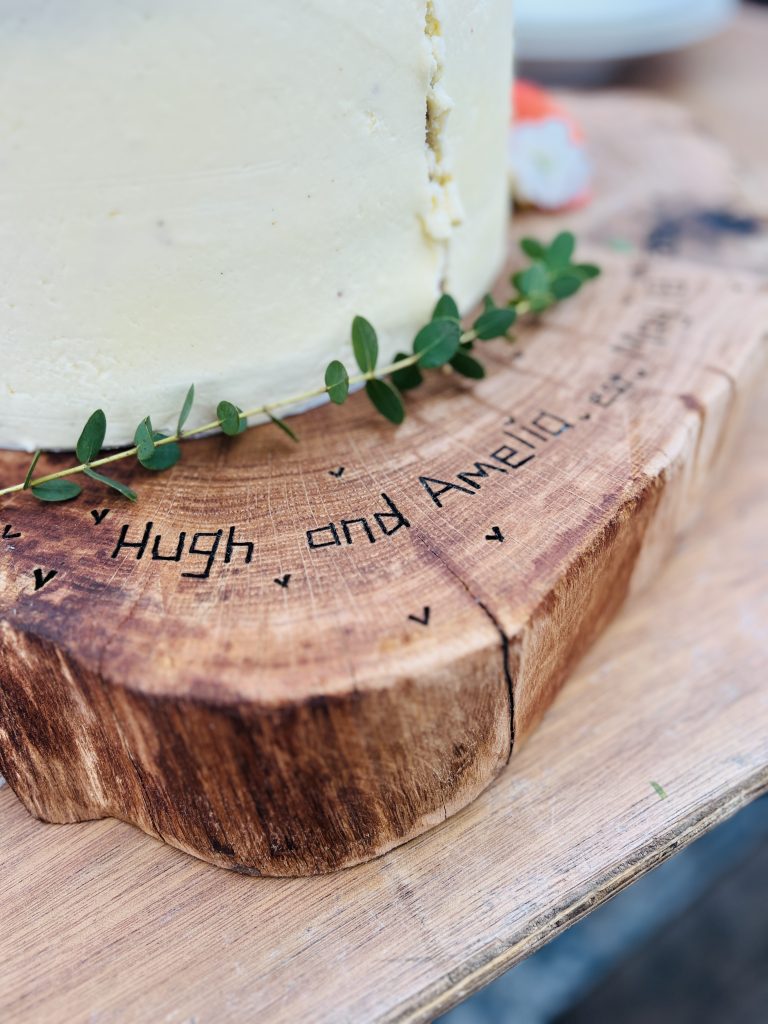 Wedding cake of Hugh and Amelia, catering by Luca's Events